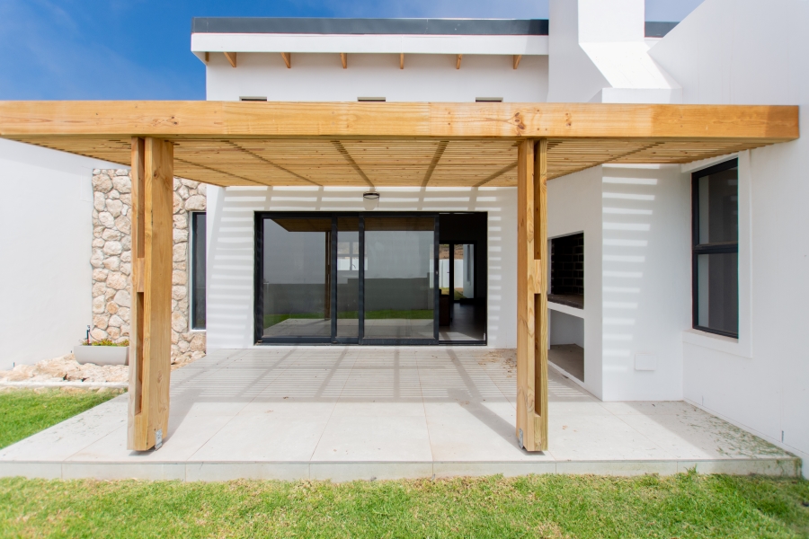 3 Bedroom Property for Sale in Steenbergs Cove Western Cape